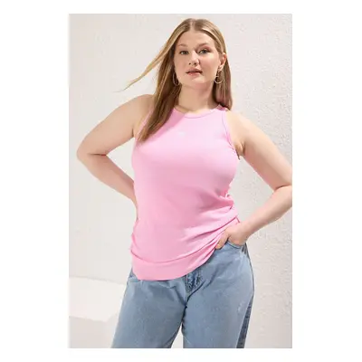 Trendyol Curve Pink Bow Embroidered Plus Size Tank Top