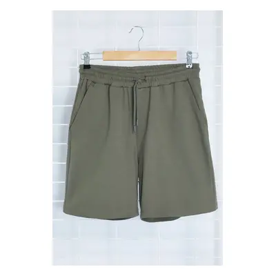 Trendyol AnthraciteRegular/Normal More Sustainable Contrast Stitch Detail 100% Cotton Shorts