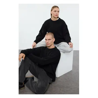 Trendyol Black Oversize Couple/Double Crew Neck Plain Knitwear Sweater