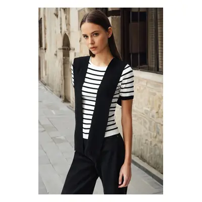 Trendyol White Striped Detachable Sailor Neck Detailed T-Shirt Look Knitwear Sweater