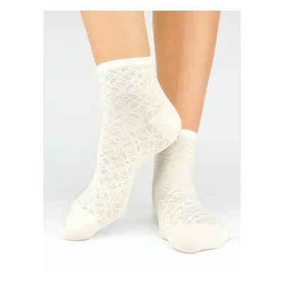 NOVITI Woman's Socks ST041-W-03