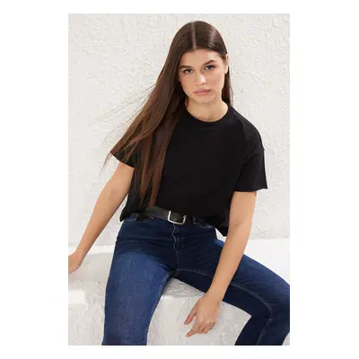 Trendyol Black 100% Cotton Relaxed Crop Crew Neck Knitted T-Shirt