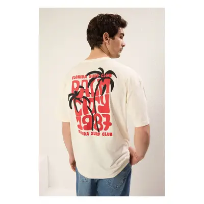 Trendyol Ecru Oversize/Wide Cut Crew Neck Puffy Back Printed T-Shirt