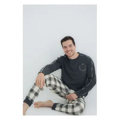 Trendyol Anthracite Regular Fit Plaid Knitted Pajama Set