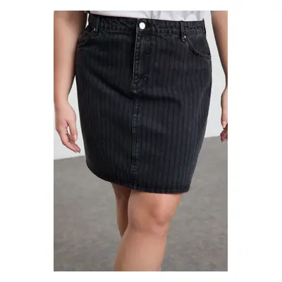 Trendyol Curve Anthracite More Sustainable Striped Mini Plus Size Denim Skirt