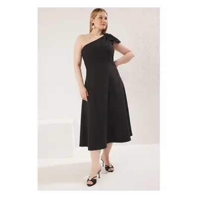 Trendyol Curve Black Finike Woven Plus Size Dress