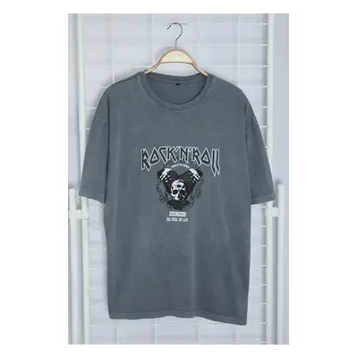 Trendyol Gray Oversize/Wide Cut Aged/Faded Effect Rock Print 100% Cotton T-Shirt