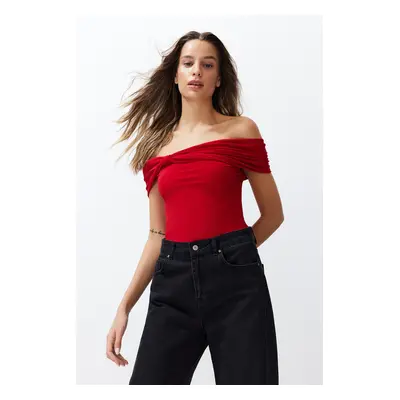 Trendyol Red Carmen Collar Fitted Flexible Crop Knitted Madonna Collar Blouse