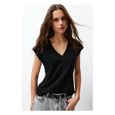 Trendyol Black Viscose/Soft Fabric Fitted/Situated Moon Sleeve V Neck Stretch Knitted Blouse