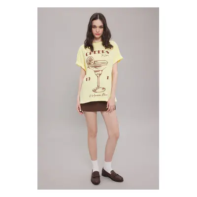 Trendyol Light Yellow Printed Oversize/Wide Pattern Knitted T-shirt