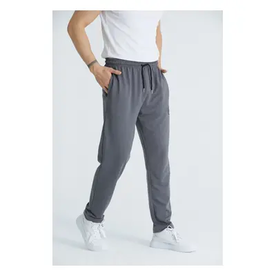 Trendyol Smoked Regular Cut New York Embroidered Straight Leg Sweatpants