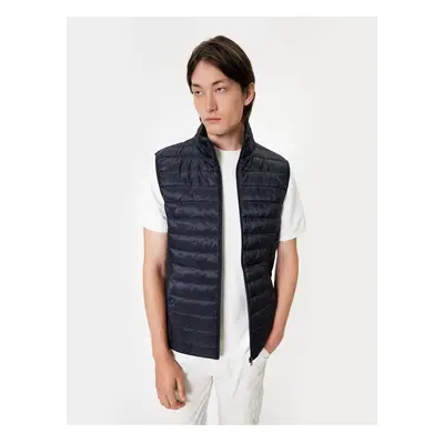 Koton Puffer Vest Slim Fit Stand Collar Pocket Detail