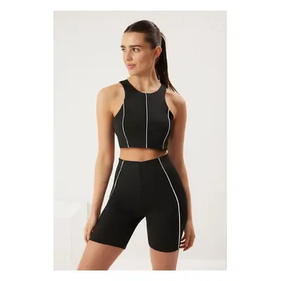 Trendyol Black Piping Detail Supported/Shaping Halter Neck Knitted Sports Bra