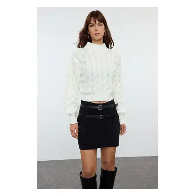 Trendyol Ecru Crop Stand-up Collar Knitwear Sweater