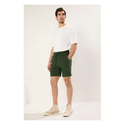 Trendyol Limited Edition Khaki Regular 100% Cotton Textured Shorts