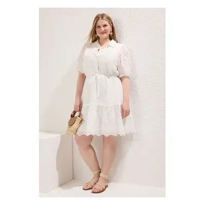 Trendyol Curve White - Woven Plus Size Dress