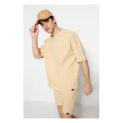 Trendyol Limitovaná edice béžová oversize 100% bavlna označená texturou Basic Thick T-Shirt