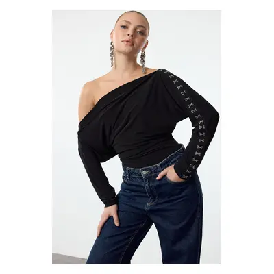 Trendyol Black Boat Neck Hook Detailed Knitted Blouse