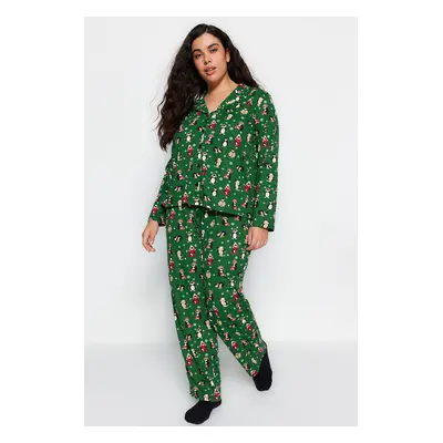 Trendyol Curve Green Shirt Collar New Year Themed Knitted Pajama Set