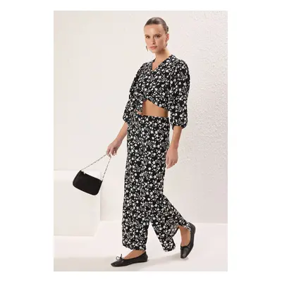 Trendyol Black Floral Printed V Neck Balloon Sleeve Relaxed Flexible Blouse Trousers Knitted Bot