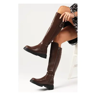 Mio Gusto Women's Brown Side Zippered Thick Soled Boots