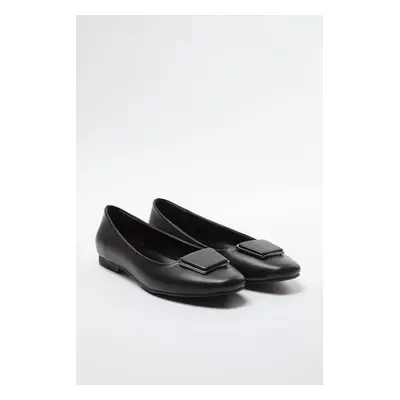 Trendyol Black Buckle Detailed Low Heel Women's Ballerinas