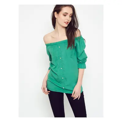 Blouse with pearls revealing shoulders green