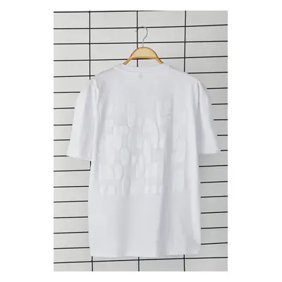 Trendyol White Oversize/Wide Cut Puffy Back Print 100% Cotton T-Shirt