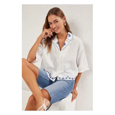 Trendyol Regular Fit Shirt with White Collar and Hem Embroidery Detail