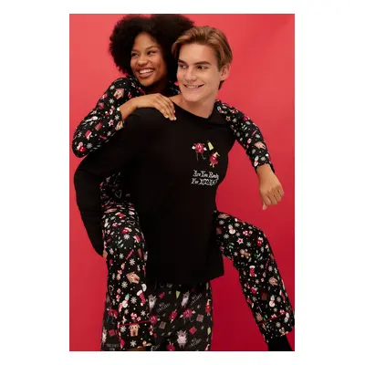 Trendyol Black Soft Feeling Christmas Themed Knitted Pajama Set