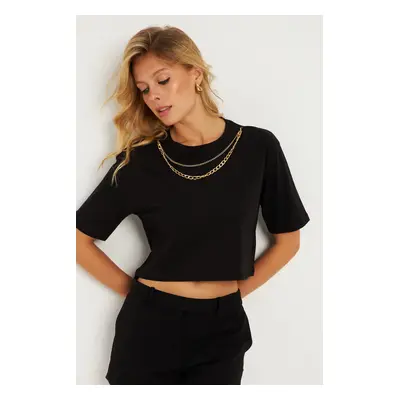 Cool & Sexy Women's Black Chain Accessory Short T-Shirt HT109