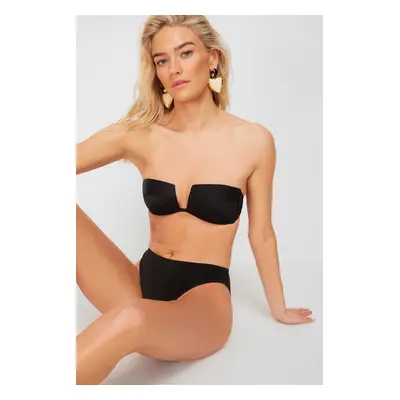 Trendyol Black Strapless Gimped Bikini Top