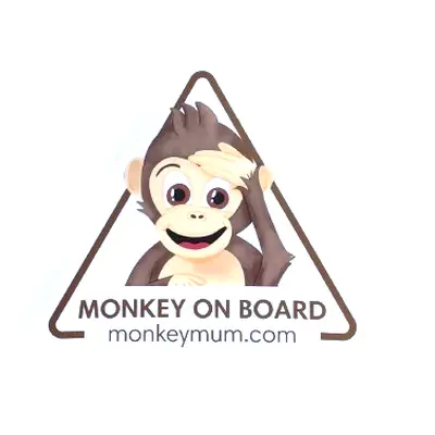 Nálepka na auto Monkey Mum® - Bílá