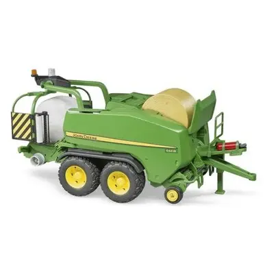 Bruder 2032 Lis na balíky John Deere C441R