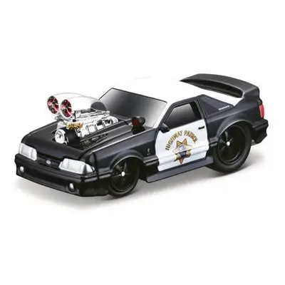 Maisto - Muscle Machines - 1993 Ford Mustang SVT Cobra, 1:64