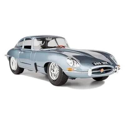 Bburago Jaguar E type Coupe stříbrná 1:18