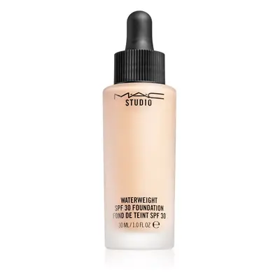 MAC Cosmetics Studio Waterweight SPF 30 Foundation lehký hydratační make-up SPF 30 odstín NC 20 