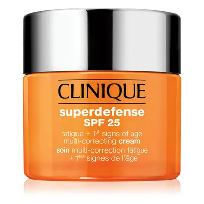 Clinique Superdefense™ SPF 25 Fatigue + 1st Signs Of Age Multi-Correcting Cream krém proti první