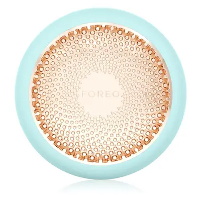 FOREO UFO™ 3 5-in-1 sonický přístroj pro urychlení účinků pleťové masky Arctic Blue 1 ks