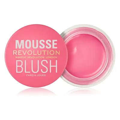 Makeup Revolution Mousse tvářenka odstín Squeeze Me Soft Pink 6 g