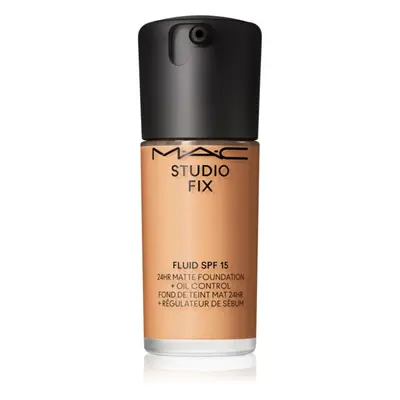 MAC Cosmetics Studio Fix Fluid SPF 15 24HR Matte Foundation + Oil Control matující make-up SPF 1