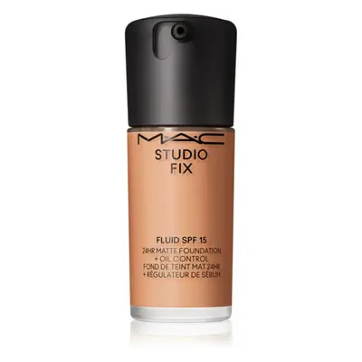 MAC Cosmetics Studio Fix Fluid SPF 15 24HR Matte Foundation + Oil Control matující make-up SPF 1