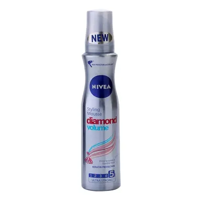 Nivea Diamond Volume pěnové tužidlo pro objem a lesk 150 ml