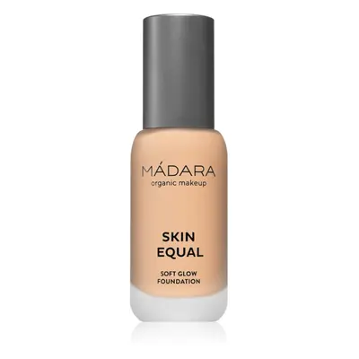 MÁDARA Skin Equal rozjasňující make-up pro přirozený vzhled SPF 15 odstín #40 Sand 30 ml