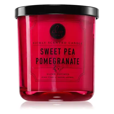 DW Home Signature Sweet Pea Pomegranate vonná svíčka 275 g