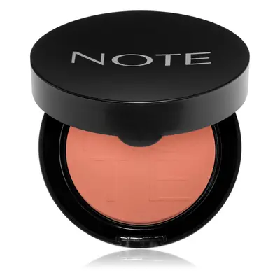 Note Cosmetique Luminous Silk pudrová tvářenka 04 Soft Peach 5,5 g