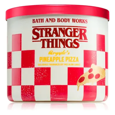 Bath & Body Works Stranger Things Argyle's Pineapple Pizza vonná svíčka 411 g