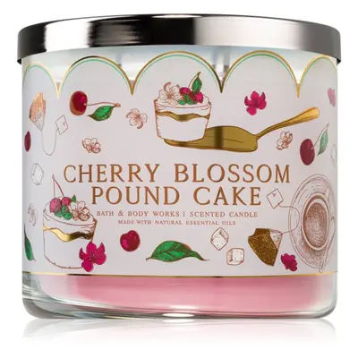 Bath & Body Works Cherry Blossom Pound Cake vonná svíčka 411 g