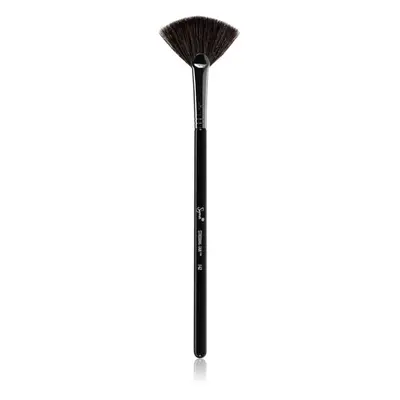 Sigma Beauty Face F42 Strobing Fan™ Brush štětec na rozjasňovač 1 ks