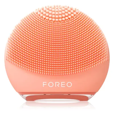 FOREO LUNA™4 Go čisticí sonický přístroj na cesty Peach Perfect 1 ks